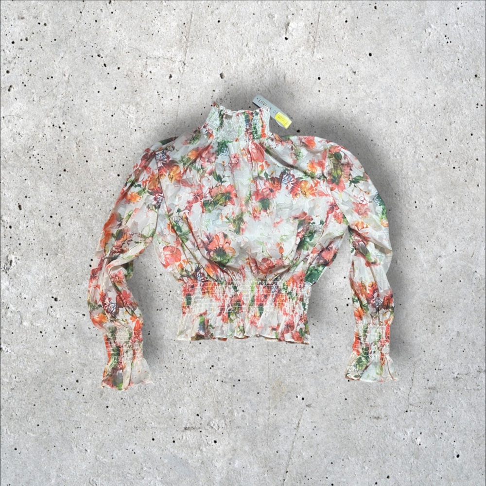 Love design NWT medium floral